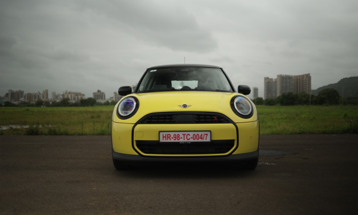 Mini Cooper S Front View Mini Cooper S Front View