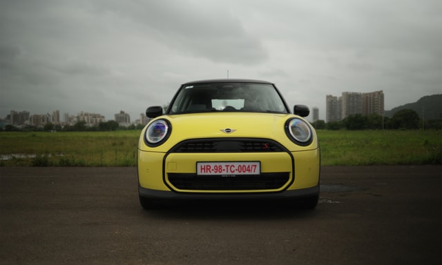 Mini Cooper S Front View Mini Cooper S Front View