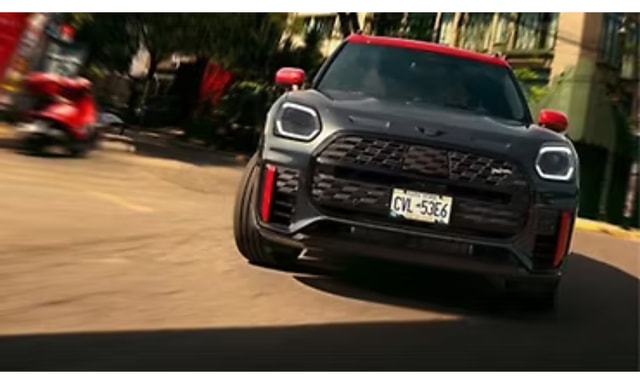 Mini Countryman Countryman Exterior Front View Mini Countryman Countryman Exterior Front View