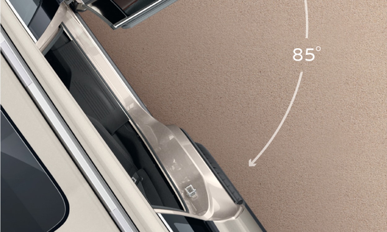 Nissan X Trail Door Open Nissan X Trail Door Open