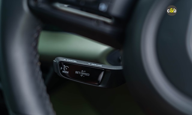 Porsche Macan Turbo Ev Features On Hand Porsche Macan Turbo Ev Features On Hand