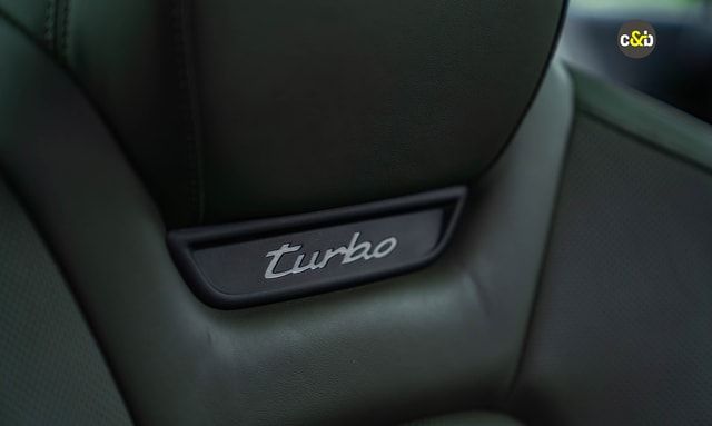 Porsche Macan Turbo Ev Head Rest Porsche Macan Turbo Ev Head Rest