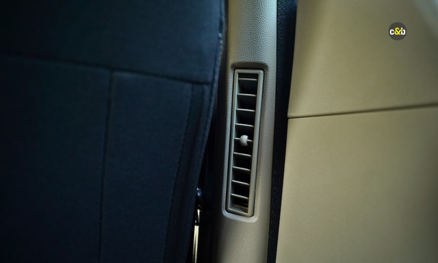 2025 Renault Triber Side Ac 2025 Renault Triber Side Ac