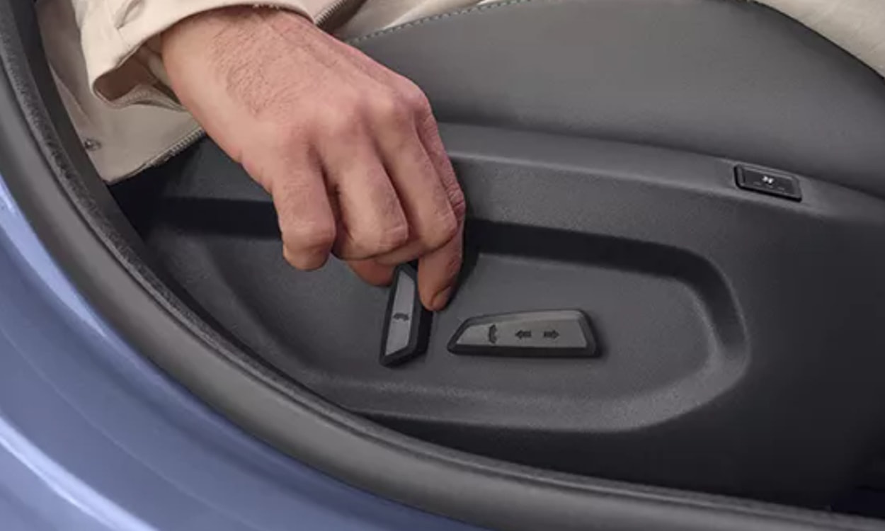 Tata curvv ev 6 Way Power Adjustable Driver Seat 2 Tata curvv ev 6 Way Power Adjustable Driver Seat 2 images