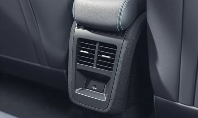 Tata Curvv Ev Front And Rear Fast Charge C Type 45w 2 Tata Curvv Ev Front And Rear Fast Charge C Type 45w 2