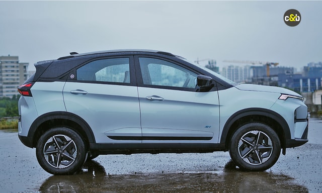 Tata Nexon Ev Sideview Tata Nexon Ev Sideview