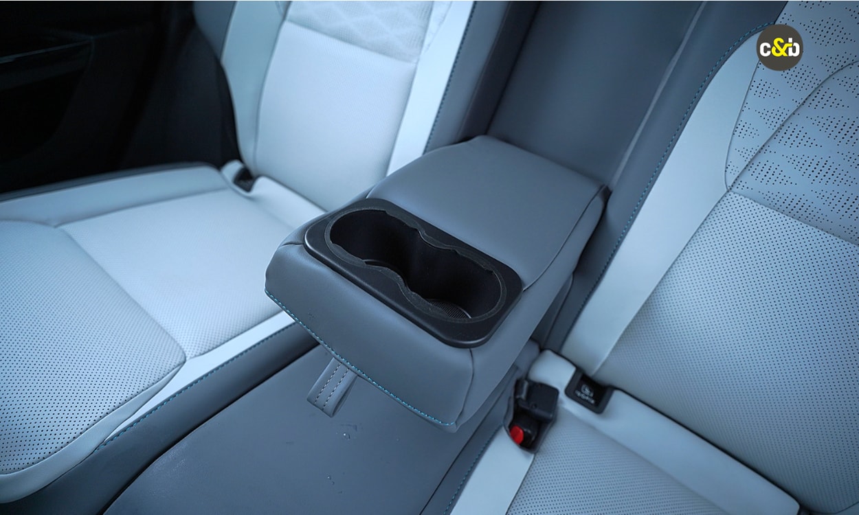 Tata Nexon Ev Cupholder Tata Nexon Ev Cupholder