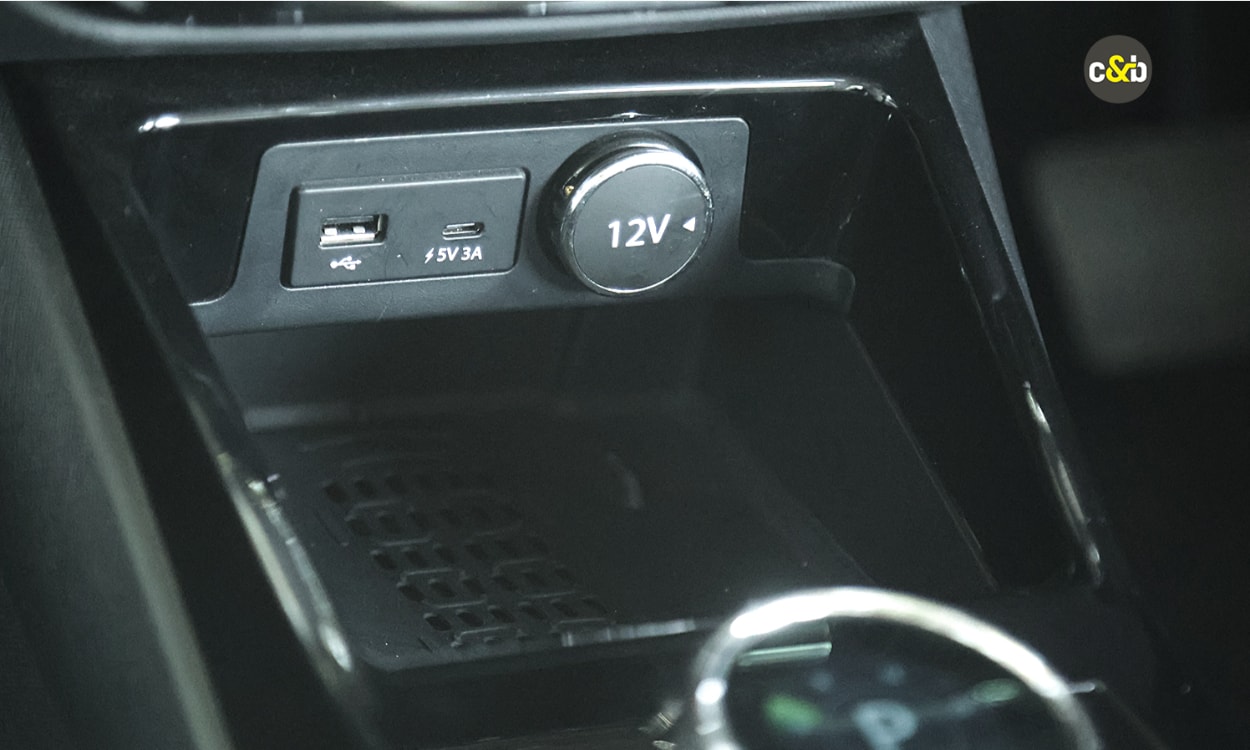 Tata Punch Ev Wireless Charger Tata Punch Ev Wireless Charger