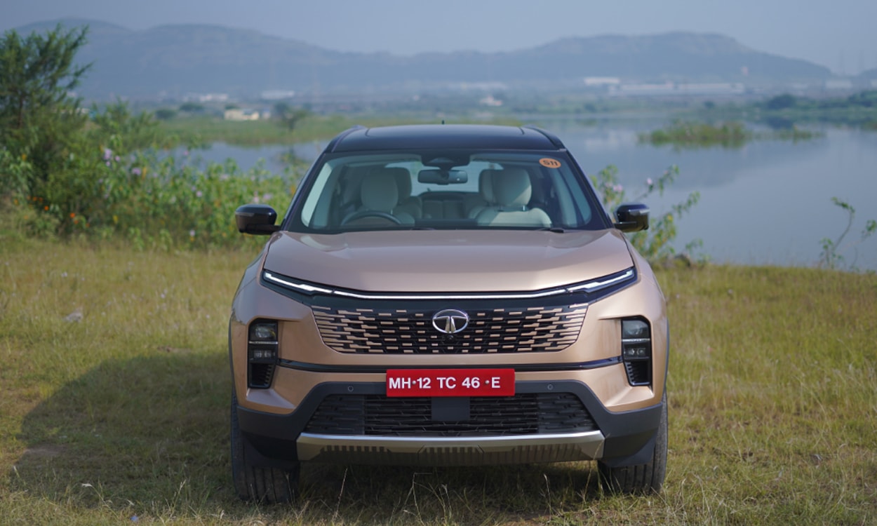 Tata Safari Front Look Tata Safari Front Look