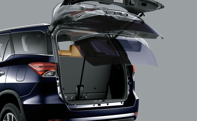 2021 Toyota Fortuner Tailgate 2021 Toyota Fortuner Tailgate