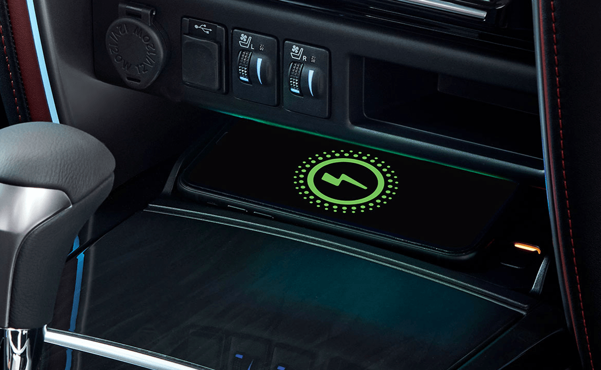 2021 Toyota Fortuner Wireless Charger 2021 Toyota Fortuner Wireless Charger