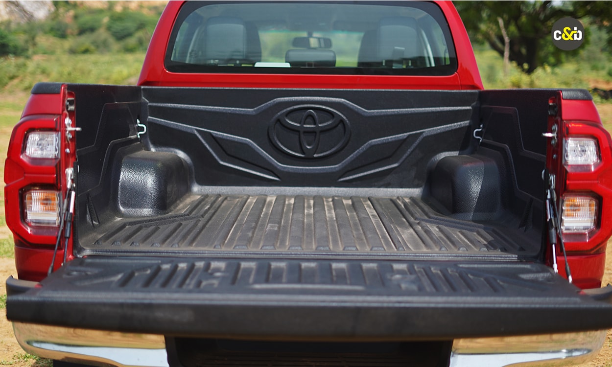 Toyota Hilux Bootspace Toyota Hilux Bootspace