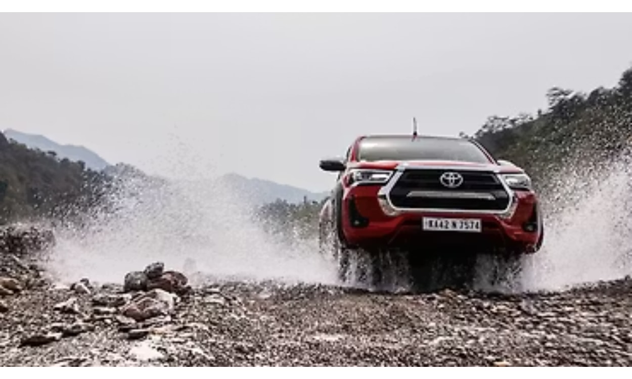 Toyota Hilux Front View Toyota Hilux Front View images