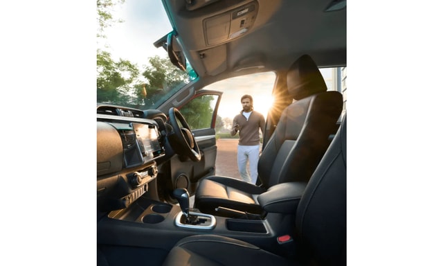 Toyota Hilux Seating Toyota Hilux Seating