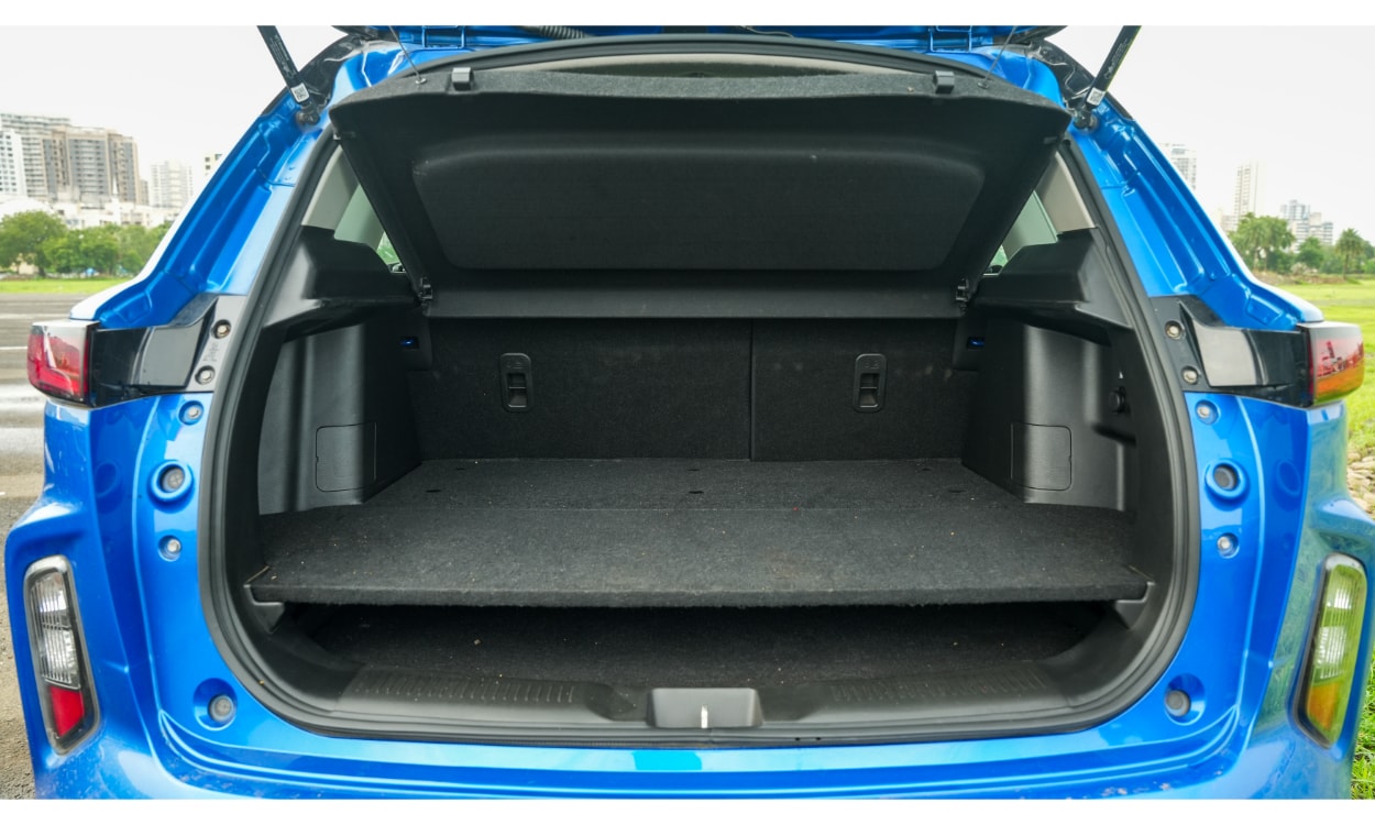 Toyata Urban Cruiser Hyryder Bootspace Toyata Urban Cruiser Hyryder Bootspace