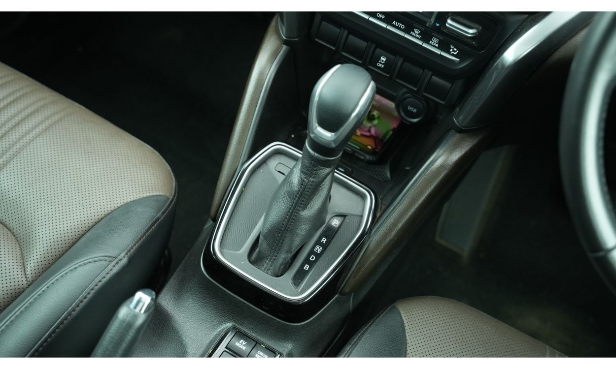 Toyata Urban Cruiser Hyryder Gear Toyata Urban Cruiser Hyryder Gear