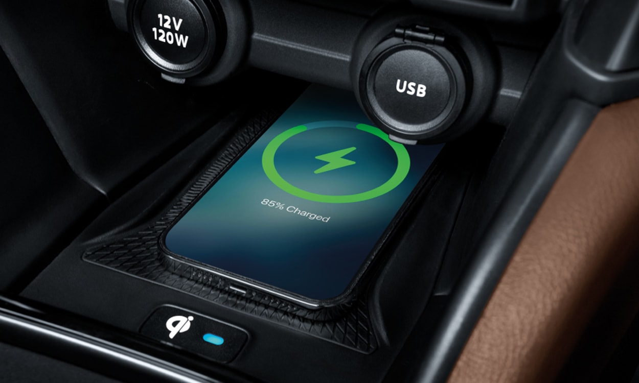 Toyota Urban Cruiser Hyryder Wireless Charging Toyota Urban Cruiser Hyryder Wireless Charging