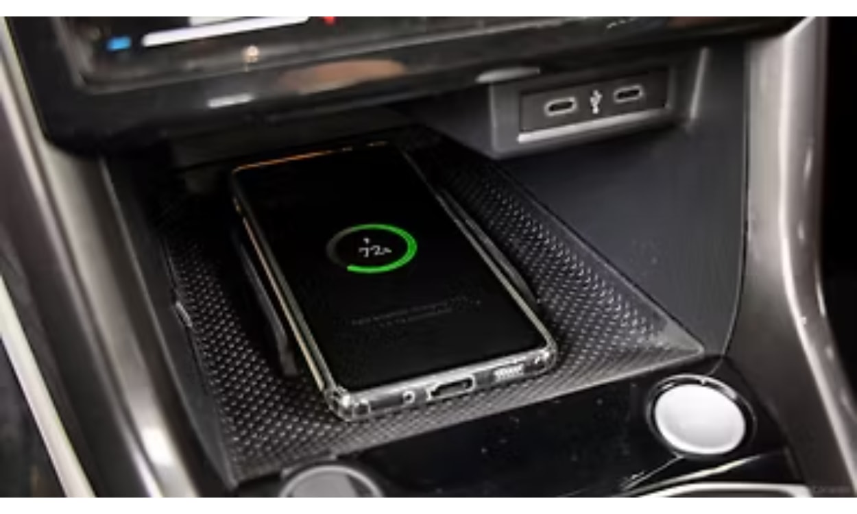 Volkswagen Taigun Interior Usb Port Aux Power Socket Wireless Charging Volkswagen Taigun Interior Usb Port Aux Power Socket Wireless Charging images