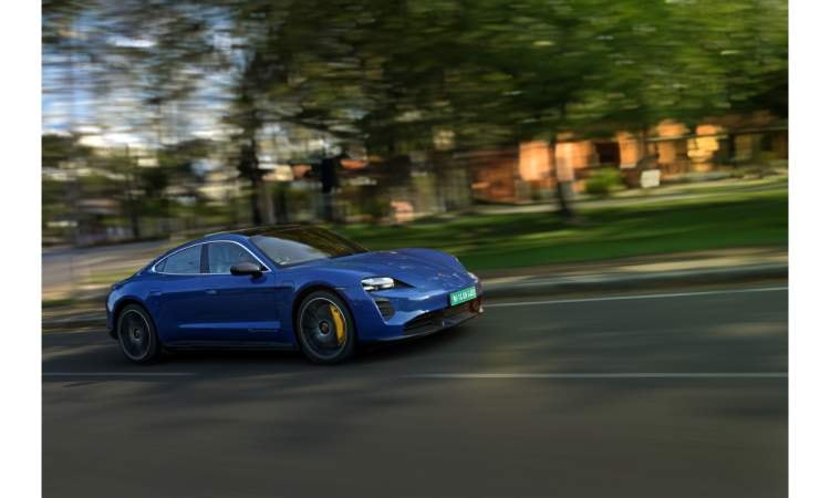 Porsche Taycan Tursimo Porsche Taycan Tursimo