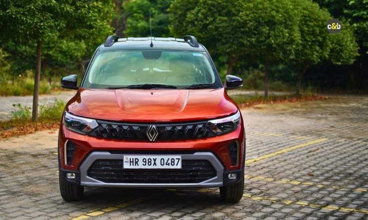 2025 Renault Triber Front View 2025 Renault Triber Front View images