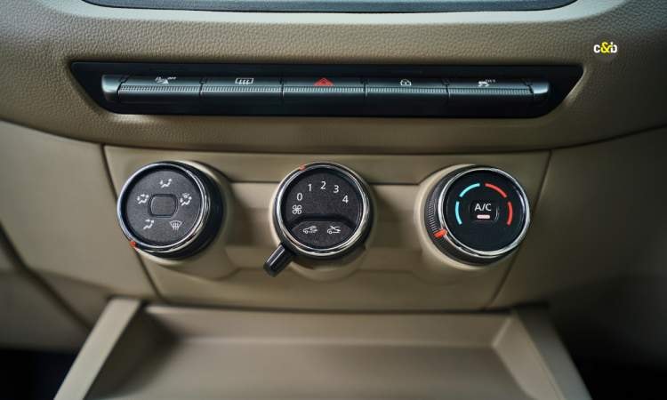 2025 Renault Triber Rear Ac 2025 Renault Triber Rear Ac images