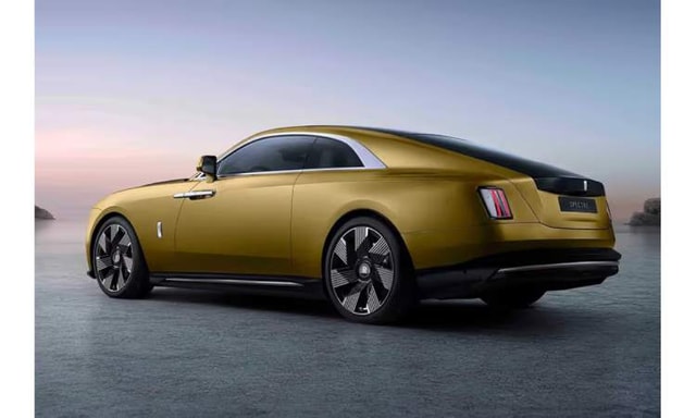 Rolls Royce Spectre Rear Left View Rolls Royce Spectre Rear Left View