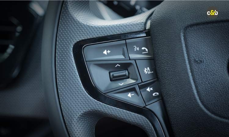 Tata Harrier Mounted Audio Tata Harrier Mounted Audio