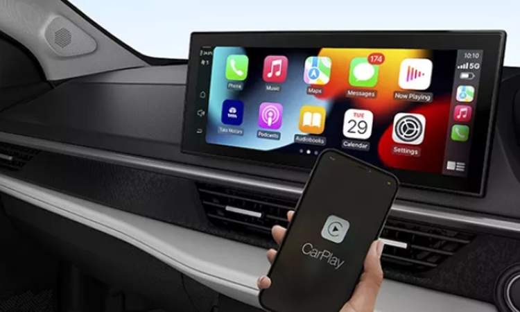 Wireless Android Auto™ and Apple CarPlay™ Wireless Android Auto™ and Apple CarPlay™