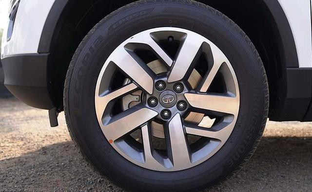 2021 Tata Safari Alloy Wheel
