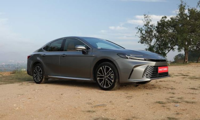 Toyota Camry Right Sideview Toyota Camry Right Sideview