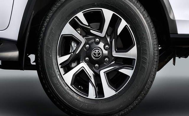 2021 Toyota Fortuner Legender Alloy Wheels
