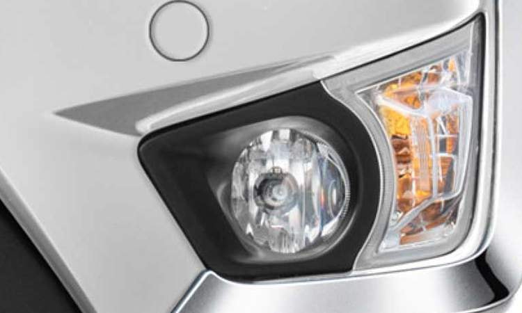 Toyota Innova Crysta Front Clearance Sonar With Mid Indication Toyota Innova Crysta Front Clearance Sonar With Mid Indication