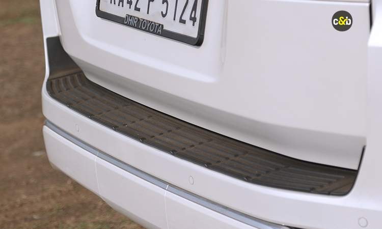 Land Cruiser 300 Tailgate Land Cruiser 300 Tailgate images