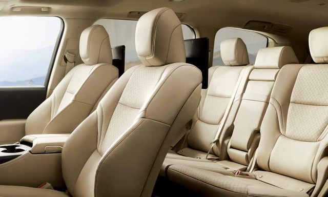 Toyota Land Cruiser Spacious Cabin Toyota Land Cruiser Spacious Cabin