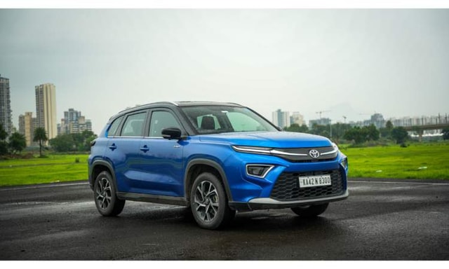 Toyata Urban Cruiser Hyryder Style Toyata Urban Cruiser Hyryder Style