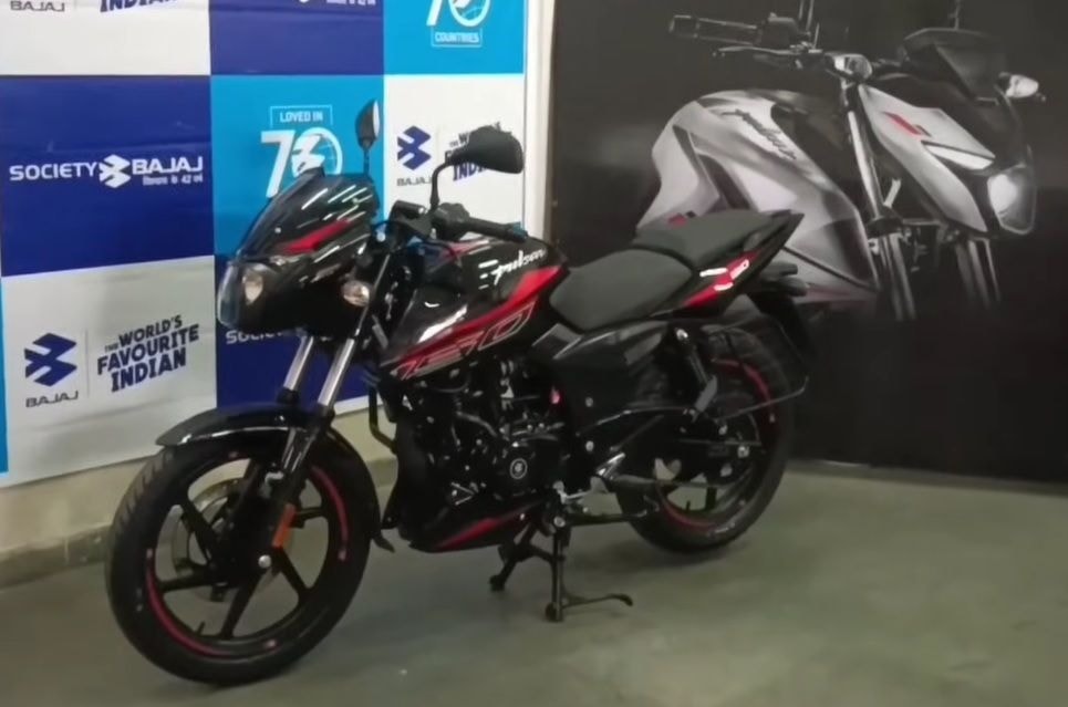 Updated Bajaj Pulsar 150 Spotted In Dealerships; Gets New Graphics & Features Updated Bajaj Pulsar 150 Spotted In Dealerships; Gets New Graphics & Features