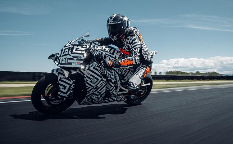 KTM is all set to re-enter the road-going sportbike segment, with the 990 RC R motorcycle. The motorcycle has been in development for a long time and now and will be launched globally in 2025.