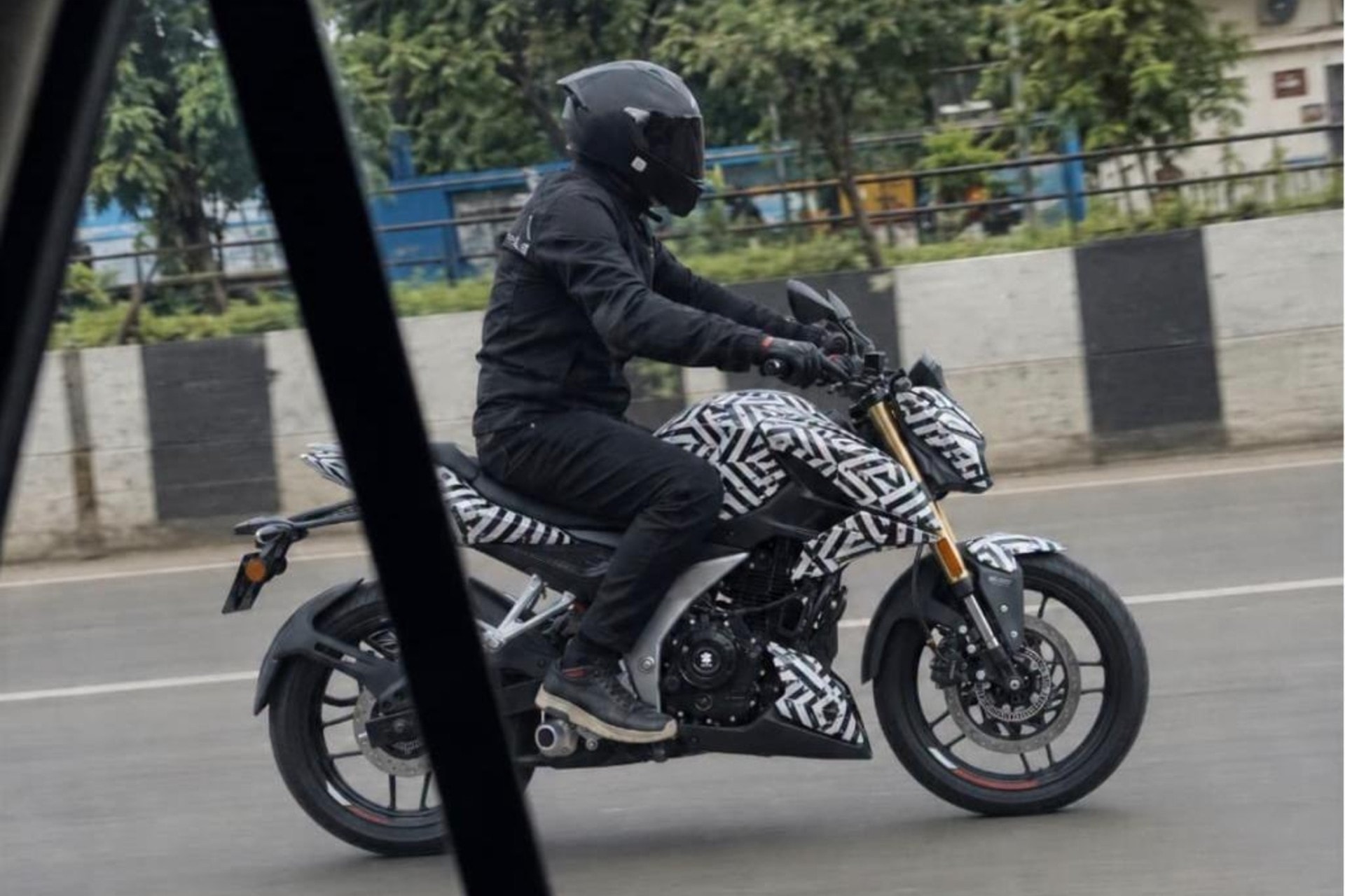 Updated Bajaj Pulsar N160 Spotted on Test Updated Bajaj Pulsar N160 Spotted on Test