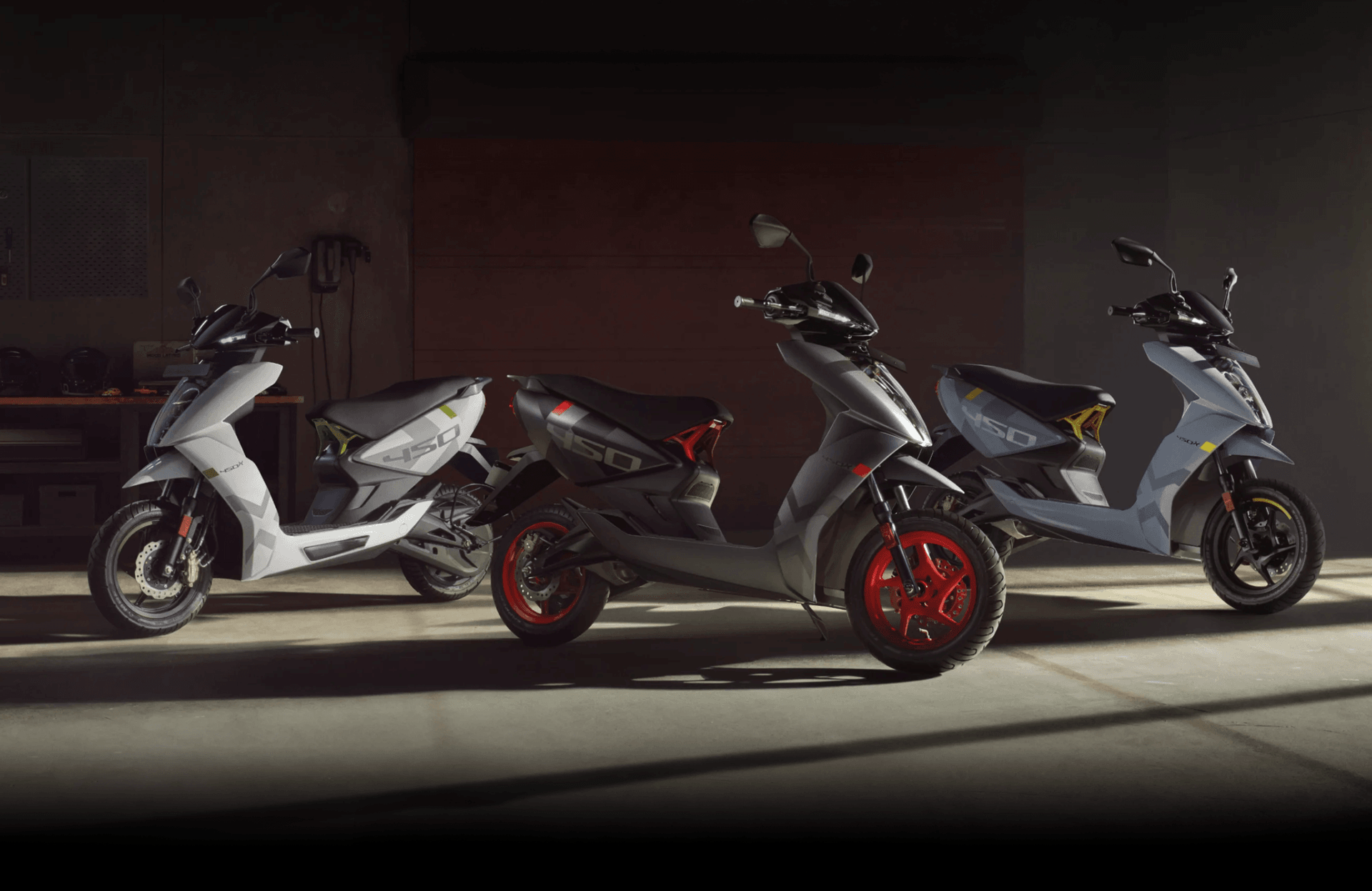Ather 450X Overtones Series Launched; Gets Faster Charging & New Colours Ather 450X Overtones Series Launched; Gets Faster Charging & New Colours