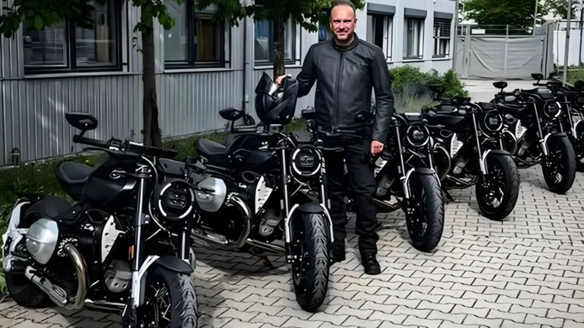 BMW Motorrad CEO Teases New R20 Cruiser BMW Motorrad CEO Teases New R20 Cruiser