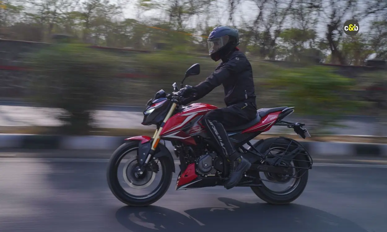 The Bajaj Pulsar N250 gets updated for 2024 and we spent some time with the bike to sample the changes. The updated N250 becomes even more fun, and pricing is rather competitive. Here’s a comprehensive review of the most powerful Pulsar yet!