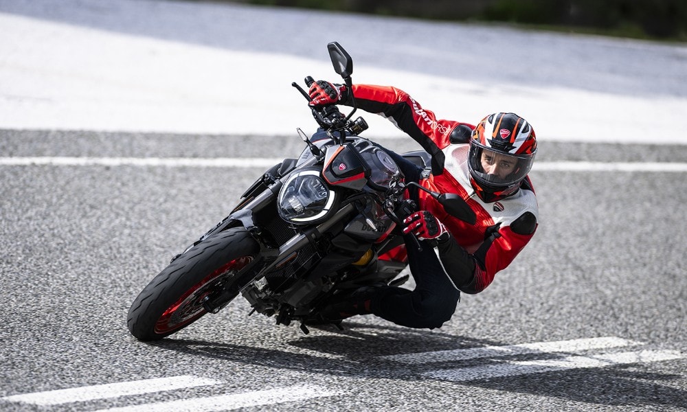 2026 Ducati Monster India Launch On August 10; Gets New 890cc Engine 2026 Ducati Monster India Launch On August 10; Gets New 890cc Engine