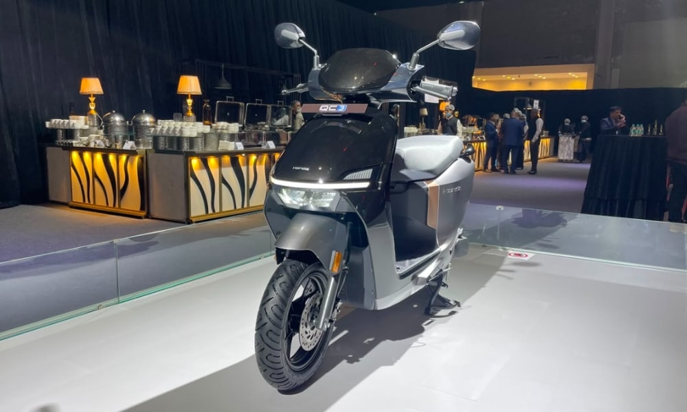 Honda Unveils QC3 Electric Scooter; Claims 145 km IDC Range Honda Unveils QC3 Electric Scooter; Claims 145 km IDC Range