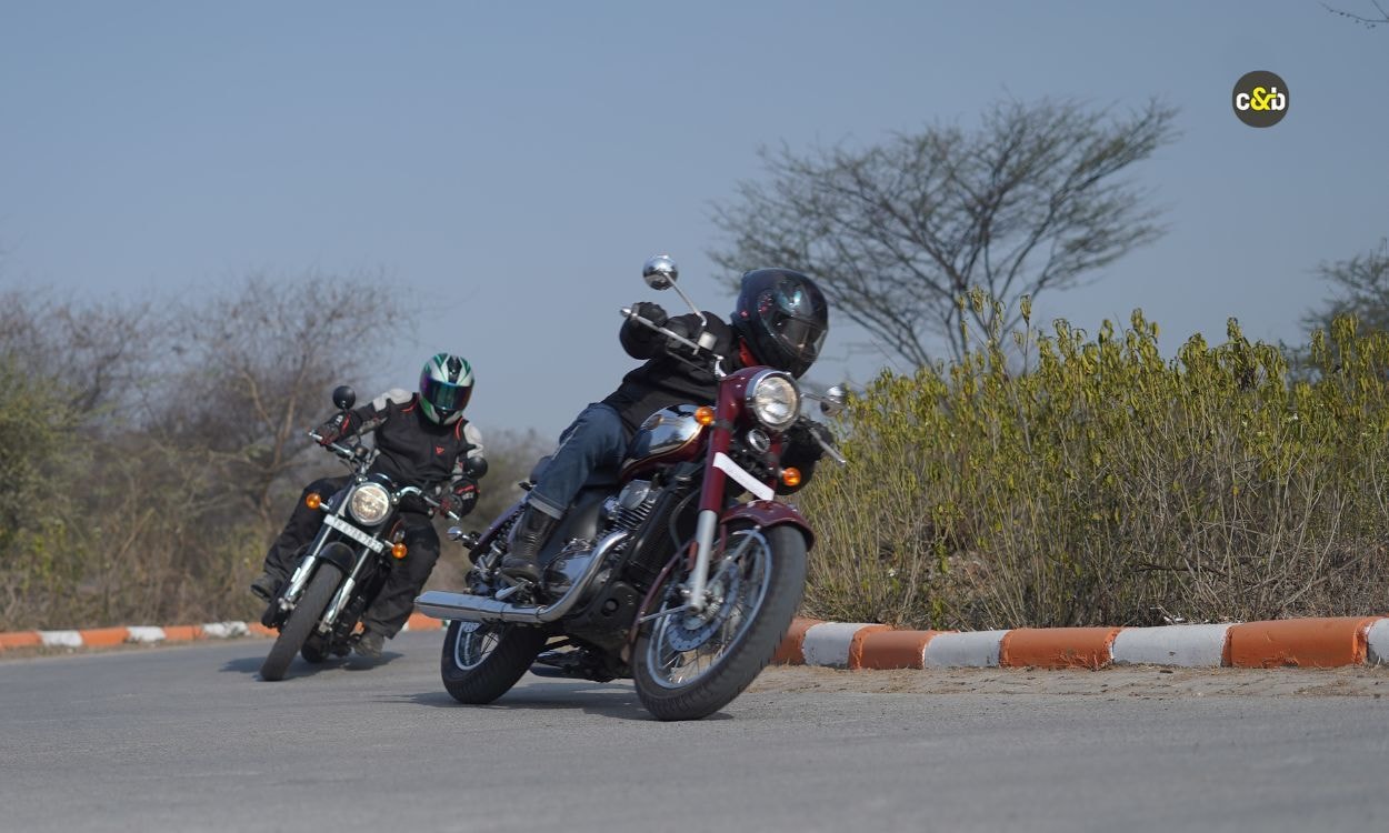 Jawa 350 vs Royal Enfield Bullet 350 Comparison; Clash Of The Icons Jawa 350 vs Royal Enfield Bullet 350 Comparison; Clash Of The Icons