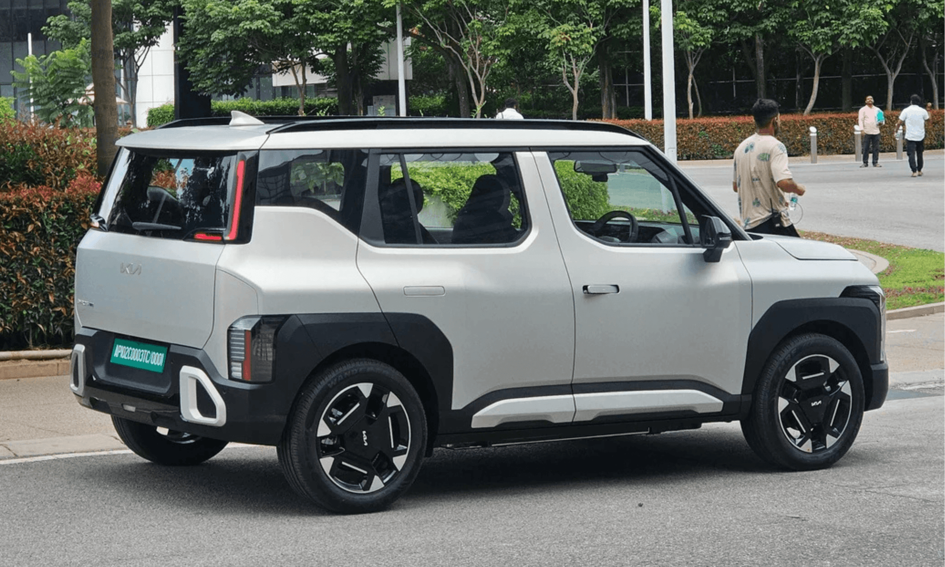 Kia Syros EV Spied Undisguised Ahead Of India Launch Kia Syros EV Spied Undisguised Ahead Of India Launch
