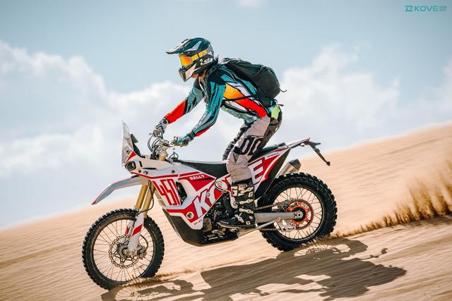 The Kove 450R Rally is a Chinese adventure bike and it has created waves globally ever since it was launched last year. What is Kove and why the 450R Rally is a motorcycle we should take seriously, discussed at length in the story. 