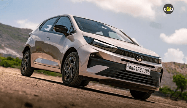 Practical Family Hatchbacks with Over 300 Litres of Usable Boot Space for Weekend Getaways Practical Family Hatchbacks with Over 300 Litres of Usable Boot Space for Weekend Getaways