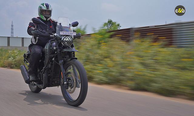 The Yezdi Adventure recently received OBD-II updates and we spent some time with the motorcycle to see how well it performs in the real world. Here’s our comprehensive review. 