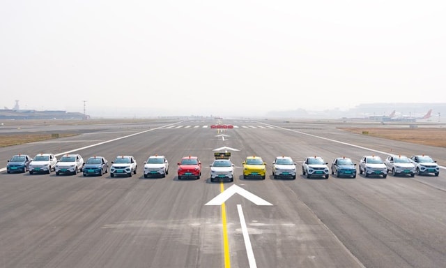 Mumbai International Airport Inducts 45 Electric Vehicles Into Its Fleet Mumbai International Airport Inducts 45 Electric Vehicles Into Its Fleet