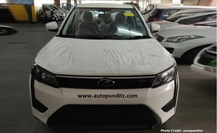 Mahindra XUV300 Base Variant Spotted Ahead Of Launch Mahindra XUV300 Base Variant Spotted Ahead Of Launch